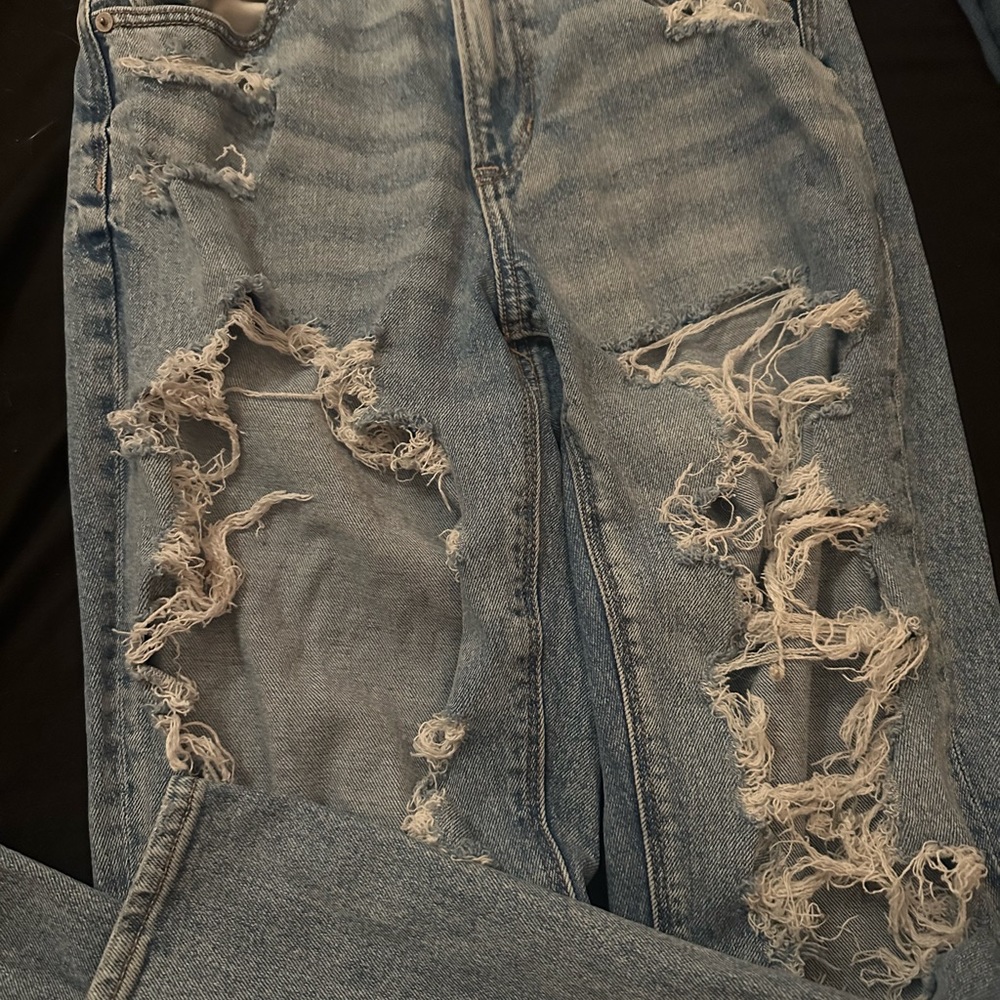 american eagle mom jeans
